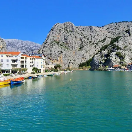 Lägenhet Mitra Zonata Pink Omiš