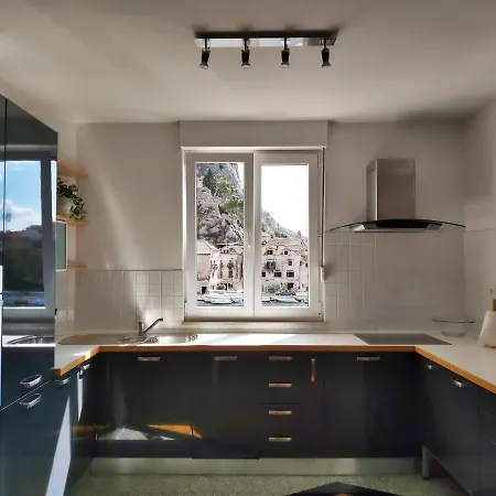 Daire Mitra Zonata Pink