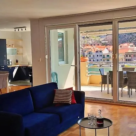 Apartmán Mitra Zonata Pink *