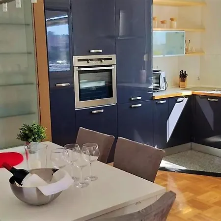 Apartmán Mitra Zonata Pink Omiš