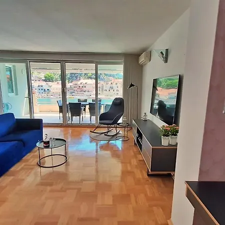 Mitra Zonata Pink Apartmán