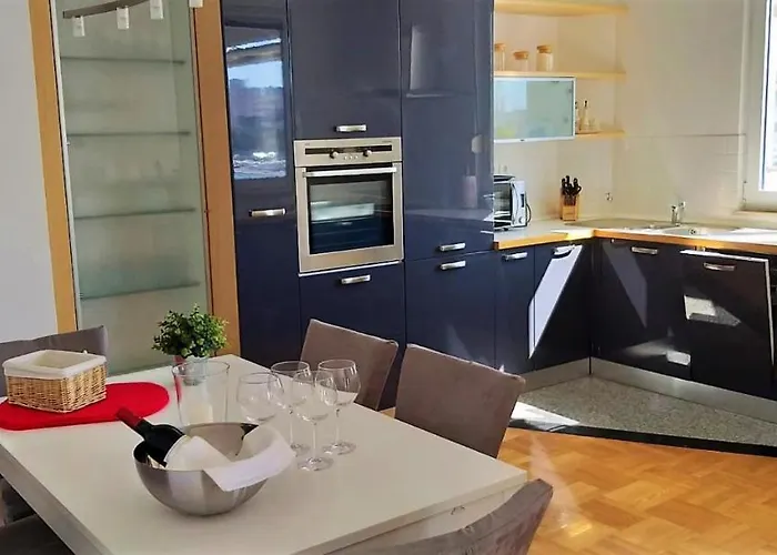 Daire Mitra Zonata Pink Omiš