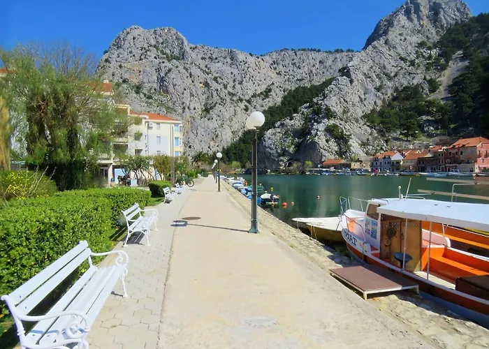 Lejlighed Mitra Zonata Pink Omiš